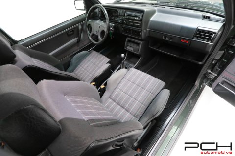 VOLKSWAGEN Golf GTI 16v 1.8 139cv + Toit Ouvrant - Fully Restored ! -
