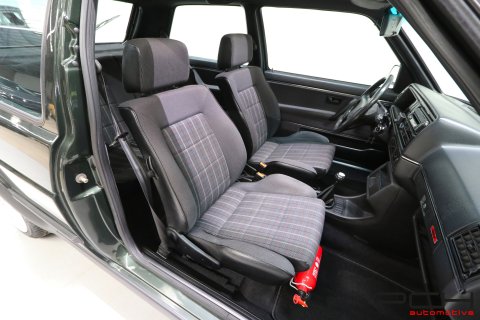 VOLKSWAGEN Golf GTI 16v 1.8 139cv + Toit Ouvrant - Fully Restored ! -