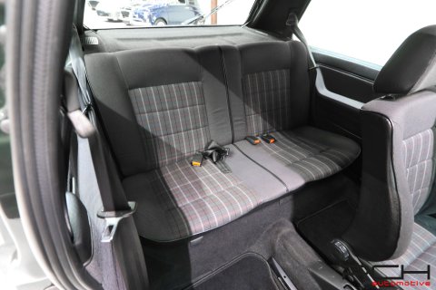 VOLKSWAGEN Golf GTI 16v 1.8 139cv + Toit Ouvrant - Fully Restored ! -