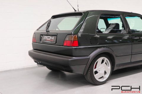 VOLKSWAGEN Golf GTI 16v 1.8 139cv + Toit Ouvrant - Fully Restored ! -