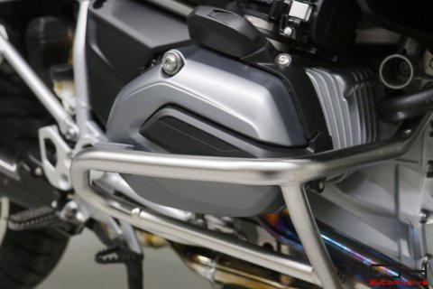 BMW R 1200 GS 125cv - Akrapovic - Etat neuf ! -