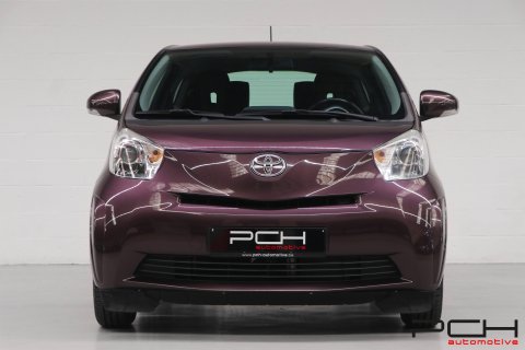 TOYOTA iQ 1.0i VVT-i 68cv