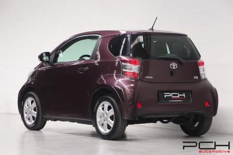 TOYOTA iQ 1.0i VVT-i 68cv