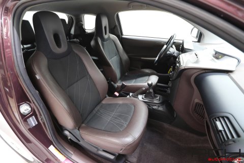 TOYOTA iQ 1.0i VVT-i 68cv