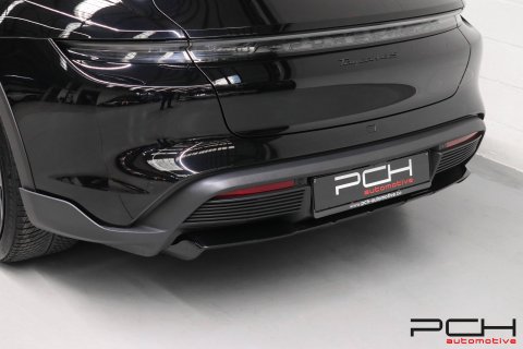 PORSCHE Taycan 4S Cross Turismo 490cv - Pack Offroad Design -