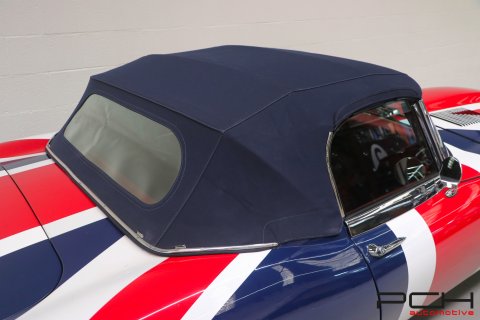 JAGUAR E-Type Roadster Serie I 1/2 4.2 + Hard-top