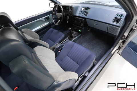 TOYOTA Corolla GT AE86 1.6 Twin Cam 16 Valves