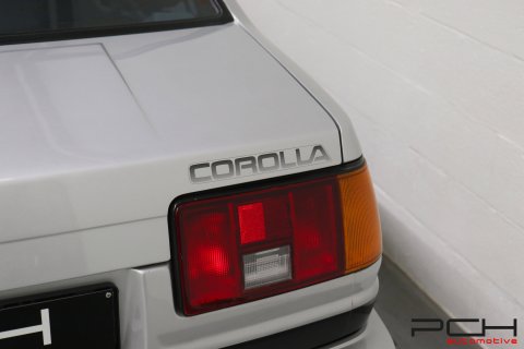 TOYOTA Corolla GT AE86 1.6 Twin Cam 16 Valves