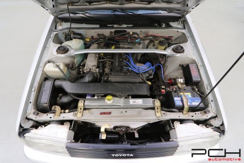 TOYOTA Corolla GT AE86 1.6 Twin Cam 16 Valves