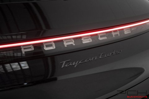 PORSCHE Taycan Turbo Cross Turismo 625cv - FULL FULL OPTIONS !!! -