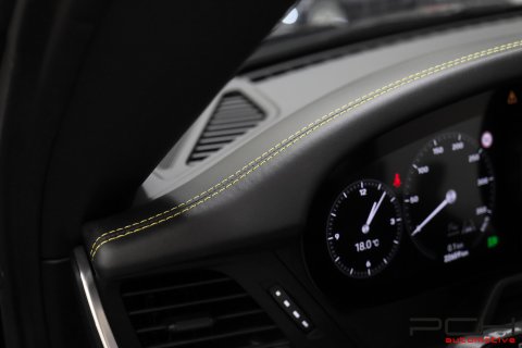 PORSCHE 992 Turbo S Cabriolet 3.8 Bi-Turbo 650cv PDK + Aerokit + Exclusive Manufaktur