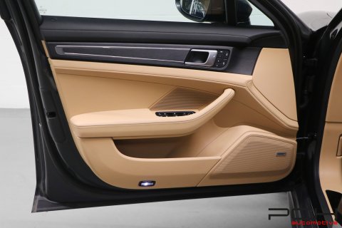 PORSCHE Panamera 4 E-Hybride 2.9 V6 Bi-Turbo 330cv PDK - Platinium Edition -