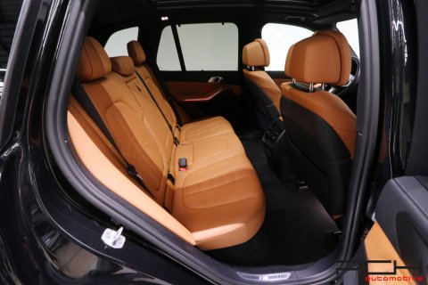 BMW X5 2.0d xDrive25 231cv Aut. - Pack M Sport -