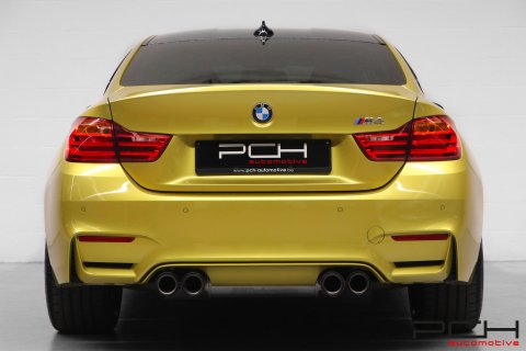BMW M4 Coupé 3.0 430cv DKG Drivelogic + ÉCHAPPEMENT M PERFORMANCE