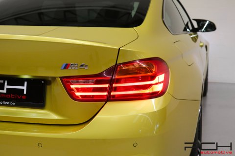 BMW M4 Coupé 3.0 430cv DKG Drivelogic + ÉCHAPPEMENT M PERFORMANCE