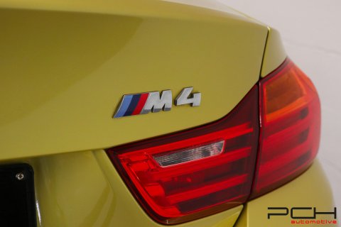 BMW M4 Coupé 3.0 430cv DKG Drivelogic + ÉCHAPPEMENT M PERFORMANCE