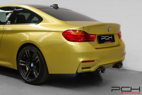 BMW M4 Coupé 3.0 430cv DKG Drivelogic + ÉCHAPPEMENT M PERFORMANCE
