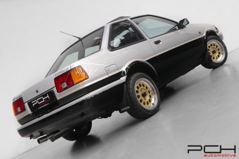 TOYOTA Corolla GT AE86 1.6 Twin Cam 16 Valves