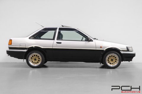 TOYOTA Corolla GT AE86 1.6 Twin Cam 16 Valves