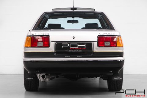 TOYOTA Corolla GT AE86 1.6 Twin Cam 16 Valves