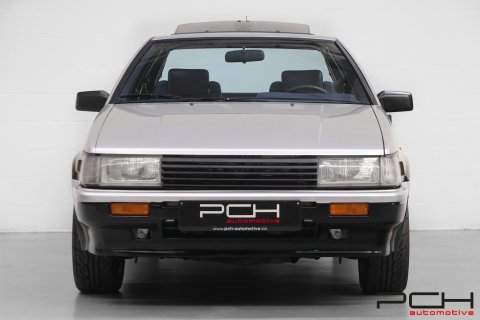 TOYOTA Corolla GT AE86 1.6 Twin Cam 16 Valves