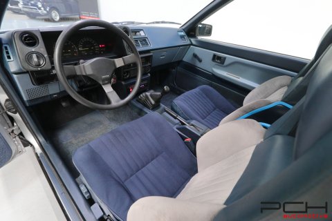 TOYOTA Corolla GT AE86 1.6 Twin Cam 16 Valves
