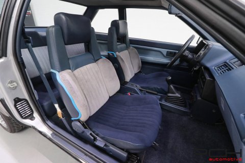 TOYOTA Corolla GT AE86 1.6 Twin Cam 16 Valves