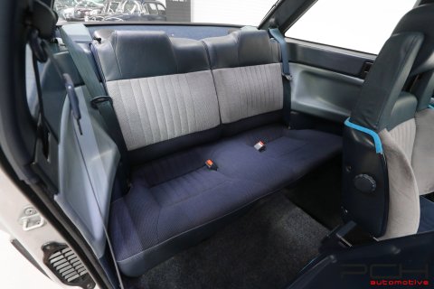 TOYOTA Corolla GT AE86 1.6 Twin Cam 16 Valves