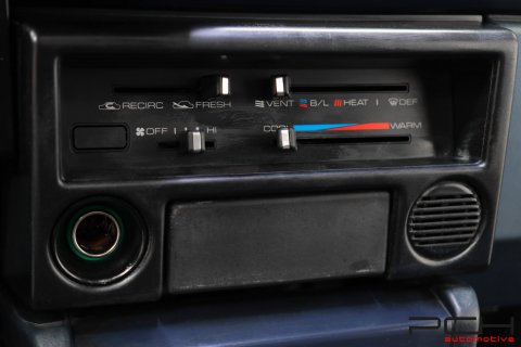 TOYOTA Corolla GT AE86 1.6 Twin Cam 16 Valves