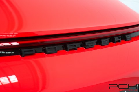 PORSCHE 992 GT3 Touring 4.0 510cv PDK