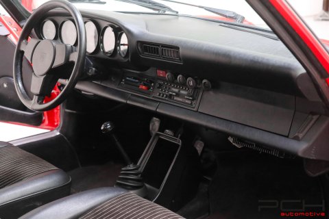PORSCHE 911 3.0 SC Coupé + Toit ouvrant