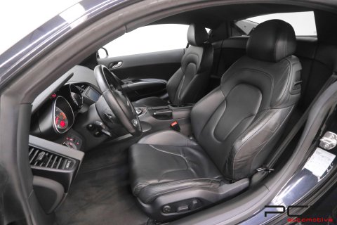 AUDI R8 4.2i V8 FSI 420cv Quattro R-Tronic