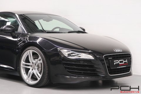 AUDI R8 4.2i V8 FSI 420cv Quattro R-Tronic