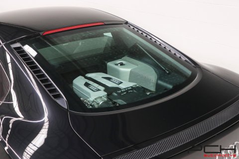 AUDI R8 4.2i V8 FSI 420cv Quattro R-Tronic