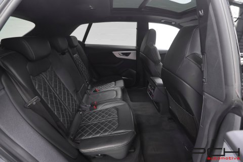 AUDI Q8 50 TDi 3.0 V6 286cv Quattro S-Line Tiptronic