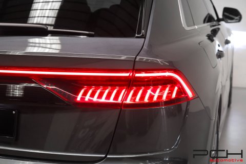 AUDI Q8 50 TDi 3.0 V6 286cv Quattro S-Line Tiptronic