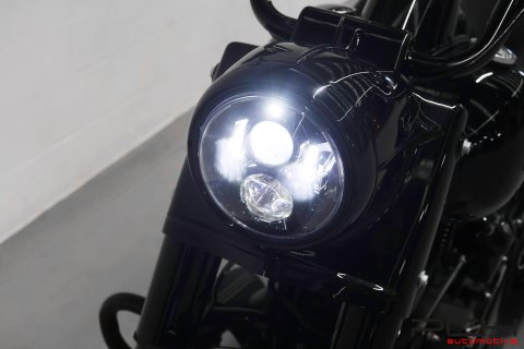 HARLEY-DAVIDSON Road King Special 114 ci