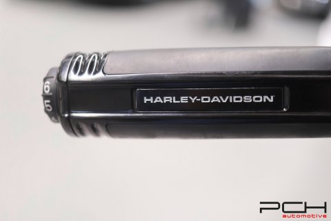 HARLEY-DAVIDSON Road King Special 114 ci