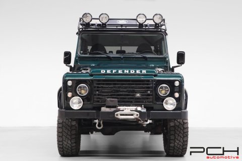 LAND ROVER Defender 110 TD4 Crew Cab