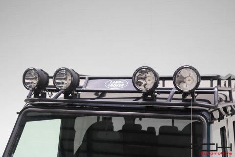 LAND ROVER Defender 110 TD4 Crew Cab