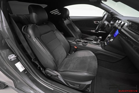 FORD Mustang Fastback 5.0 V8 GT 450cv Aut.