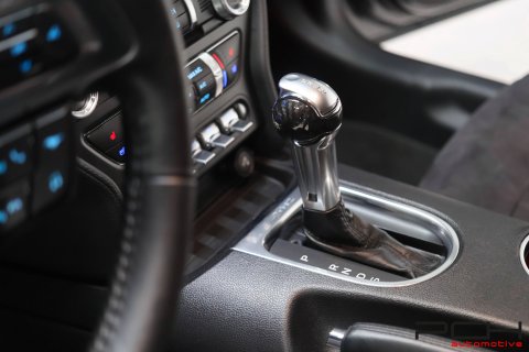 FORD Mustang Fastback 5.0 V8 GT 450cv Aut.