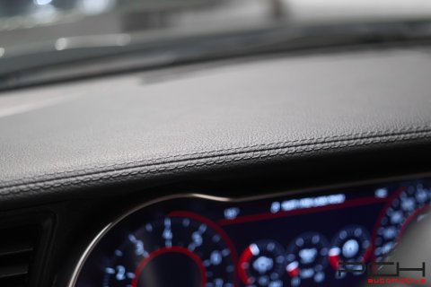 FORD Mustang Fastback 5.0 V8 GT 450cv Aut.