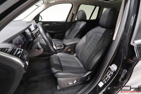 BMW X3 xDrive30i 2.0 245cv Aut. - NEW LIFT ! -