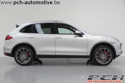 PORSCHE Cayenne Turbo 4.8 V8 500cv Tiptronic S **FULL OPTIONS**