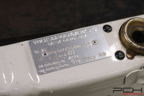 VOLKSWAGEN Coccinelle Cabriolet 1303 LS 1.6 50cv