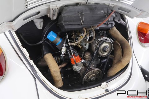 VOLKSWAGEN Coccinelle Cabriolet 1303 LS