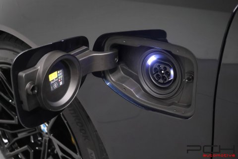 BMW M5 4.4i V8 585cv xDrive Plug-In Hybrid Aut.