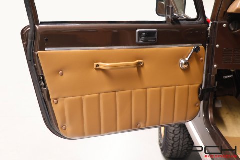 JEEP CJ7 V8 5.7 210cv Aut - Hard-top - Golden Eagle Edition