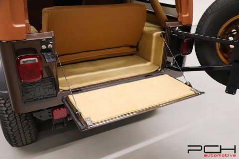 JEEP CJ7 V8 5.7 210cv Aut - Hard-top - Golden Eagle Edition